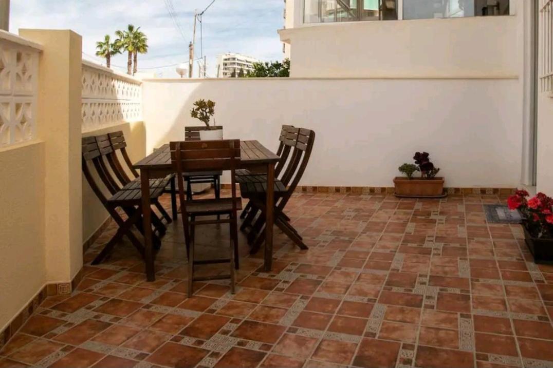 Appartement Albufereta Cozy Studio With A Great Terrace à Alicante Extérieur photo