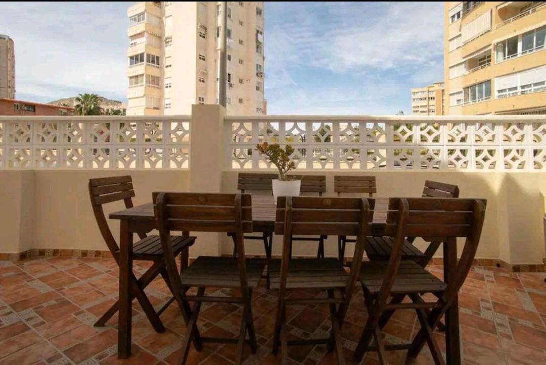 Appartement Albufereta Cozy Studio With A Great Terrace à Alicante Extérieur photo